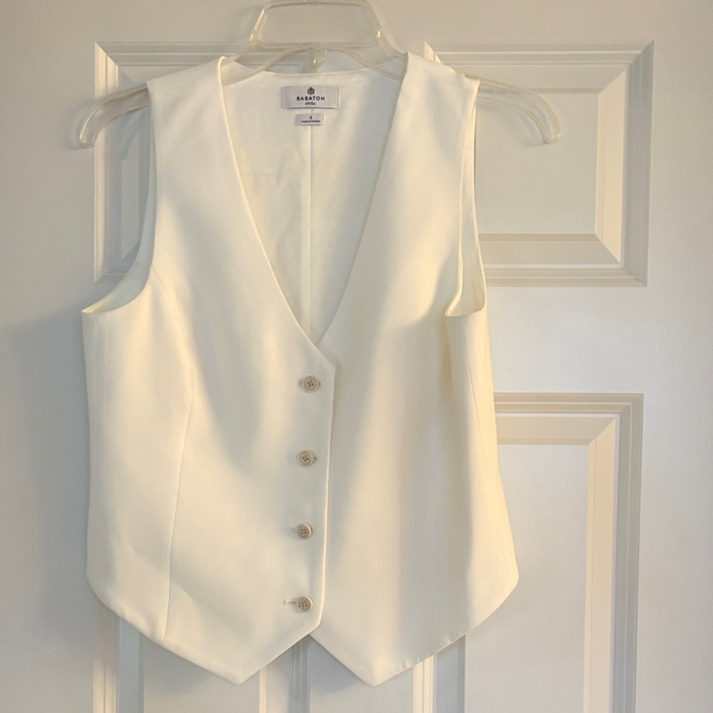 Babaton Ivory Button-Front Sleeveless Vest
